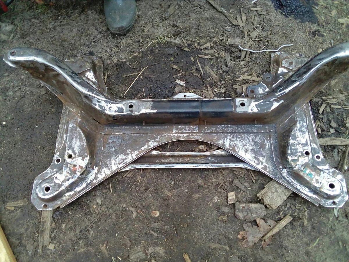 Подрамник передний Пежо 206