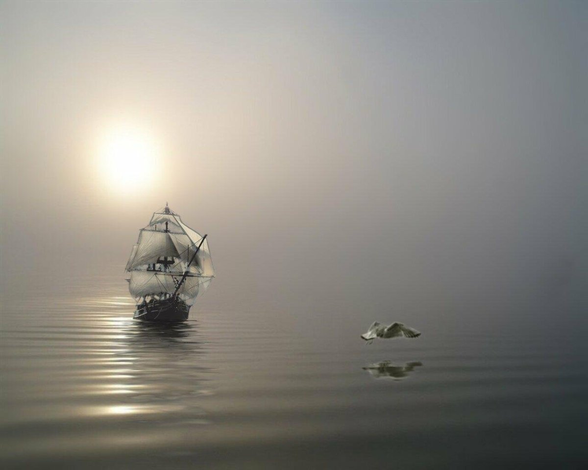 Корабль плывет