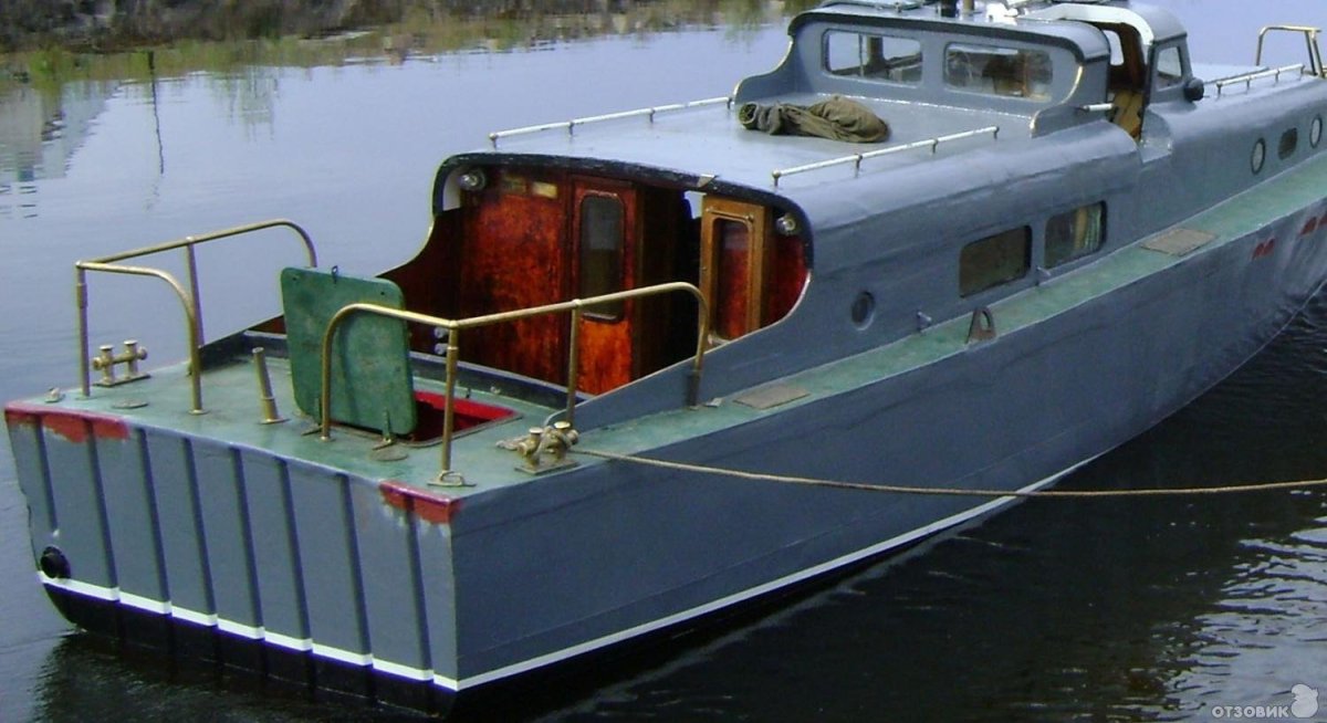 Катер Адмиралтеец 371у