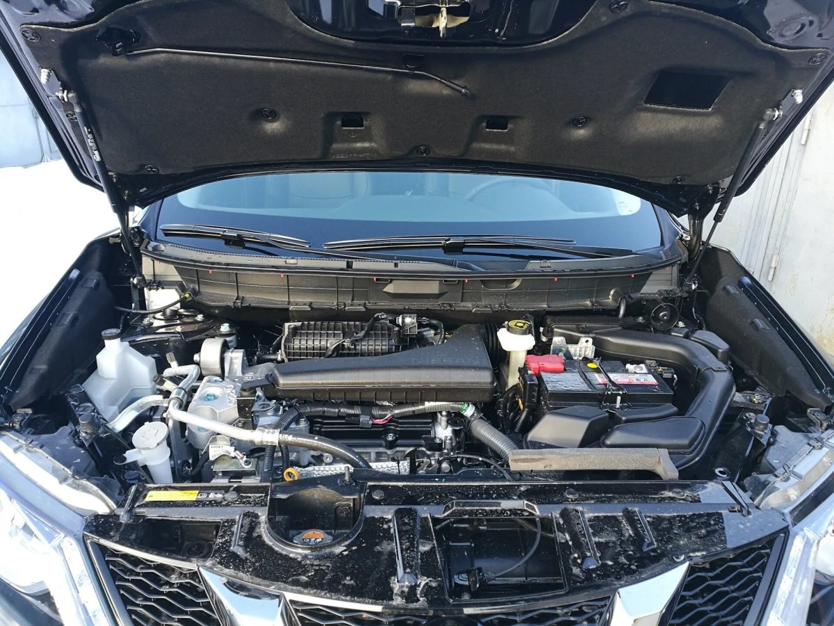 Nissan x Trail t32 под капотом