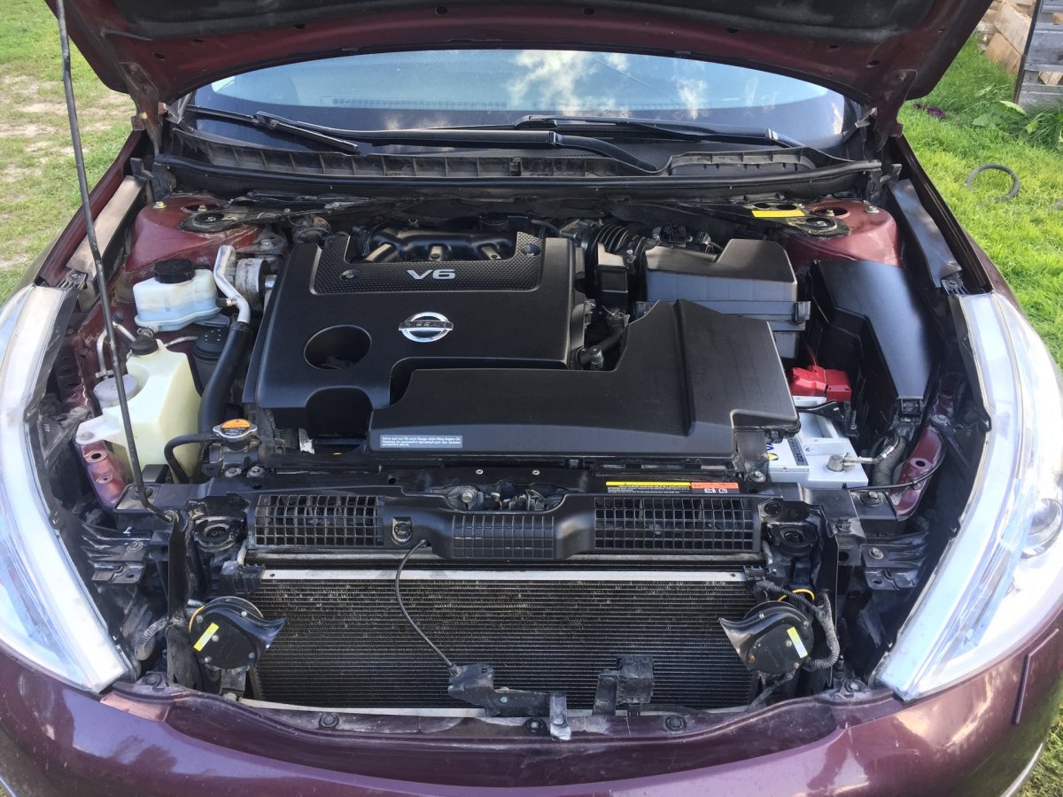 Под капот Ниссан Teana j32