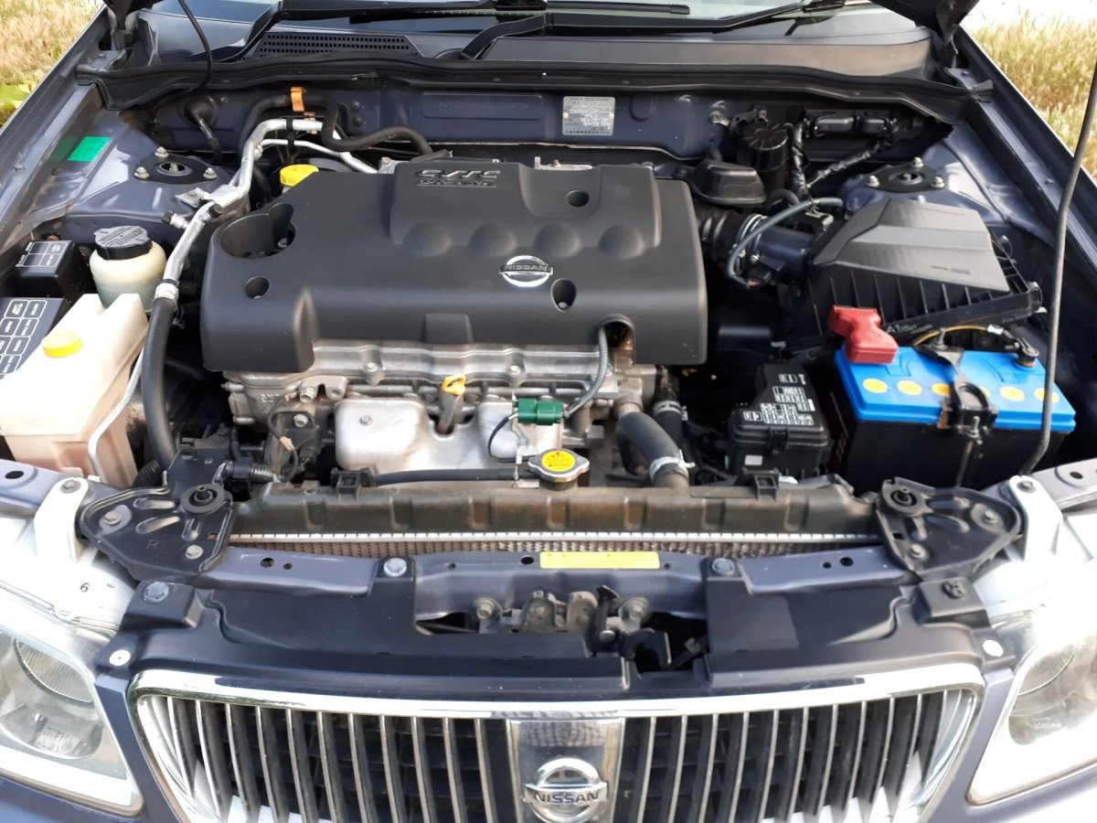 Подкапотное Ниссан Санни
