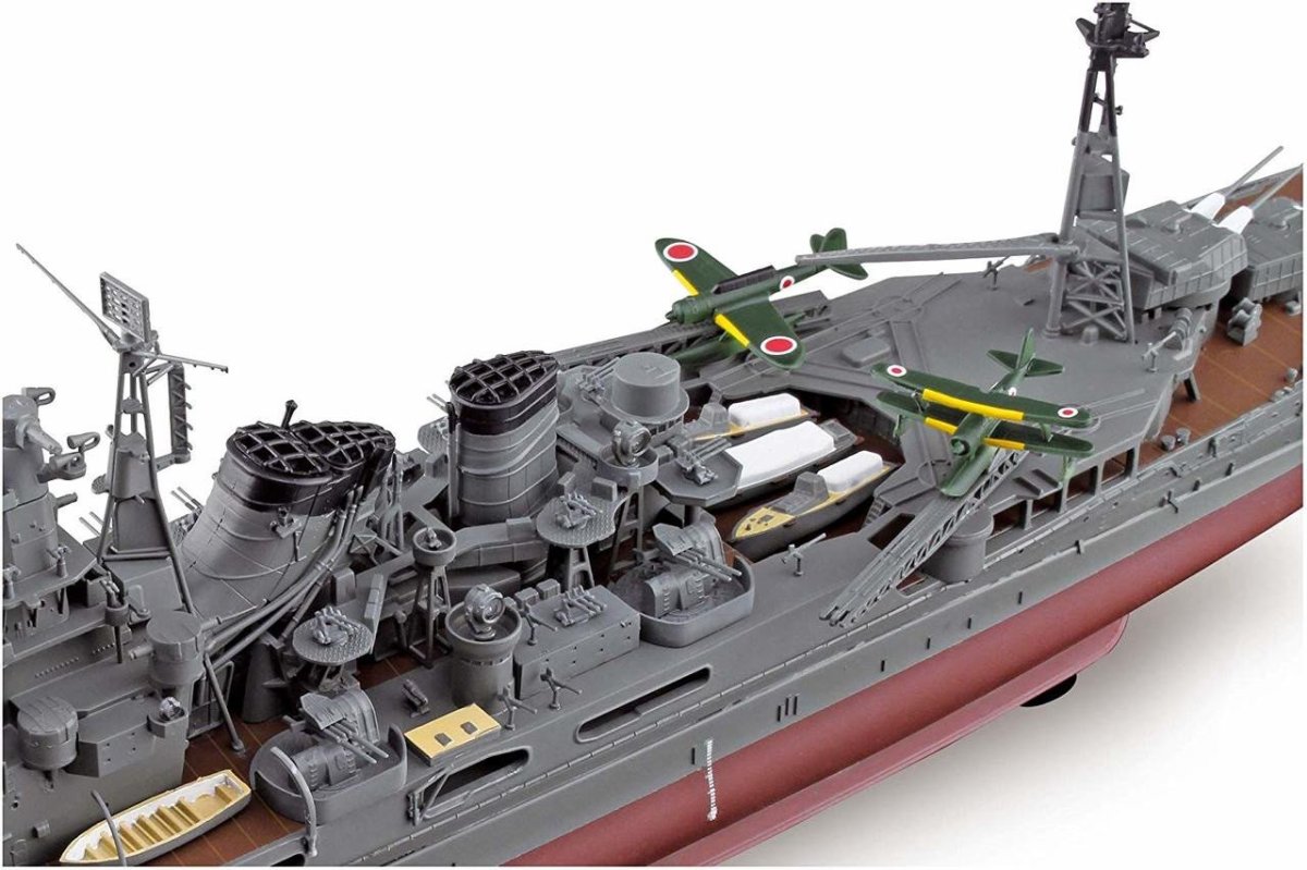 Сборная модель крейсера Фрунзе в 1/350 масштабе