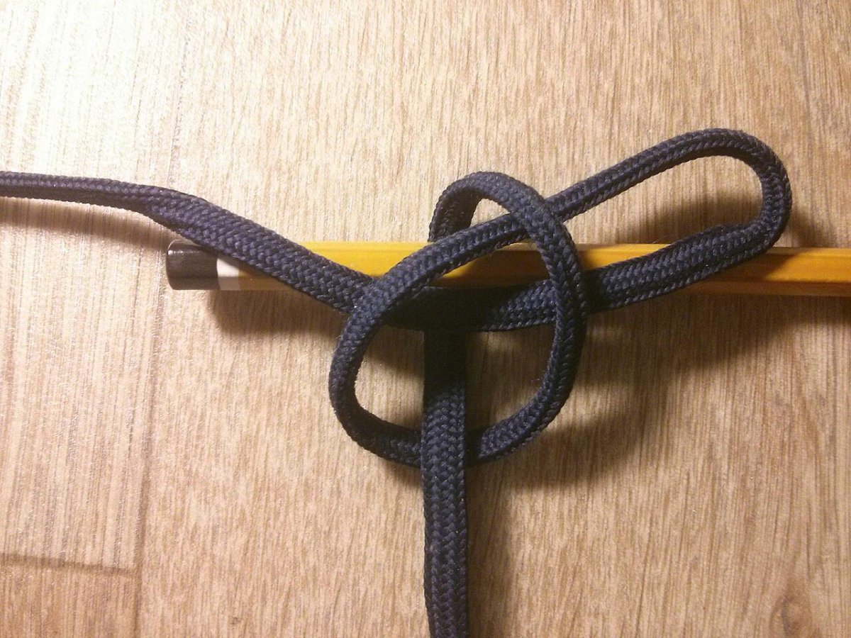 Самозатягивающийся узел