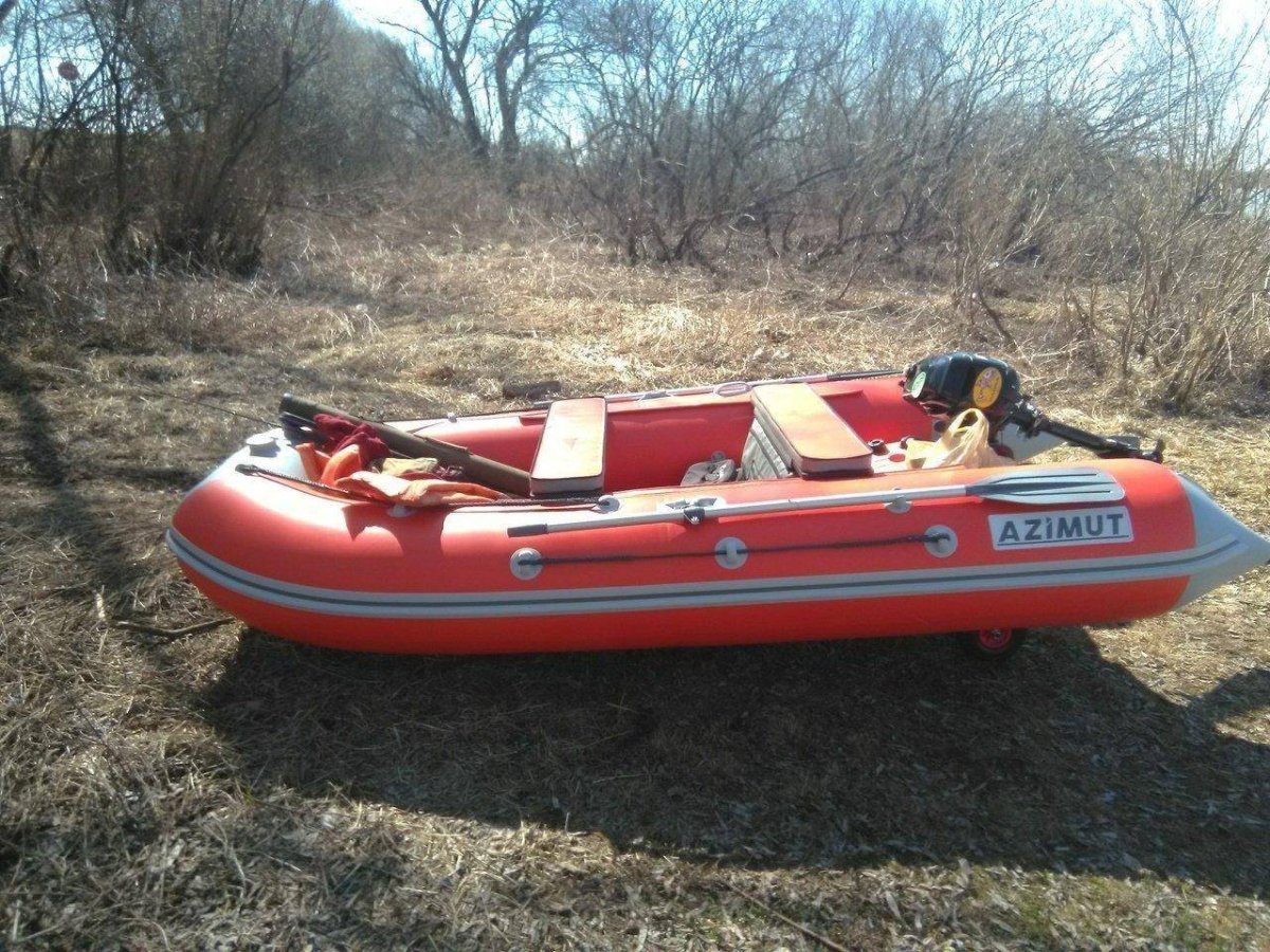 Лодка Азимут Тайфун 380