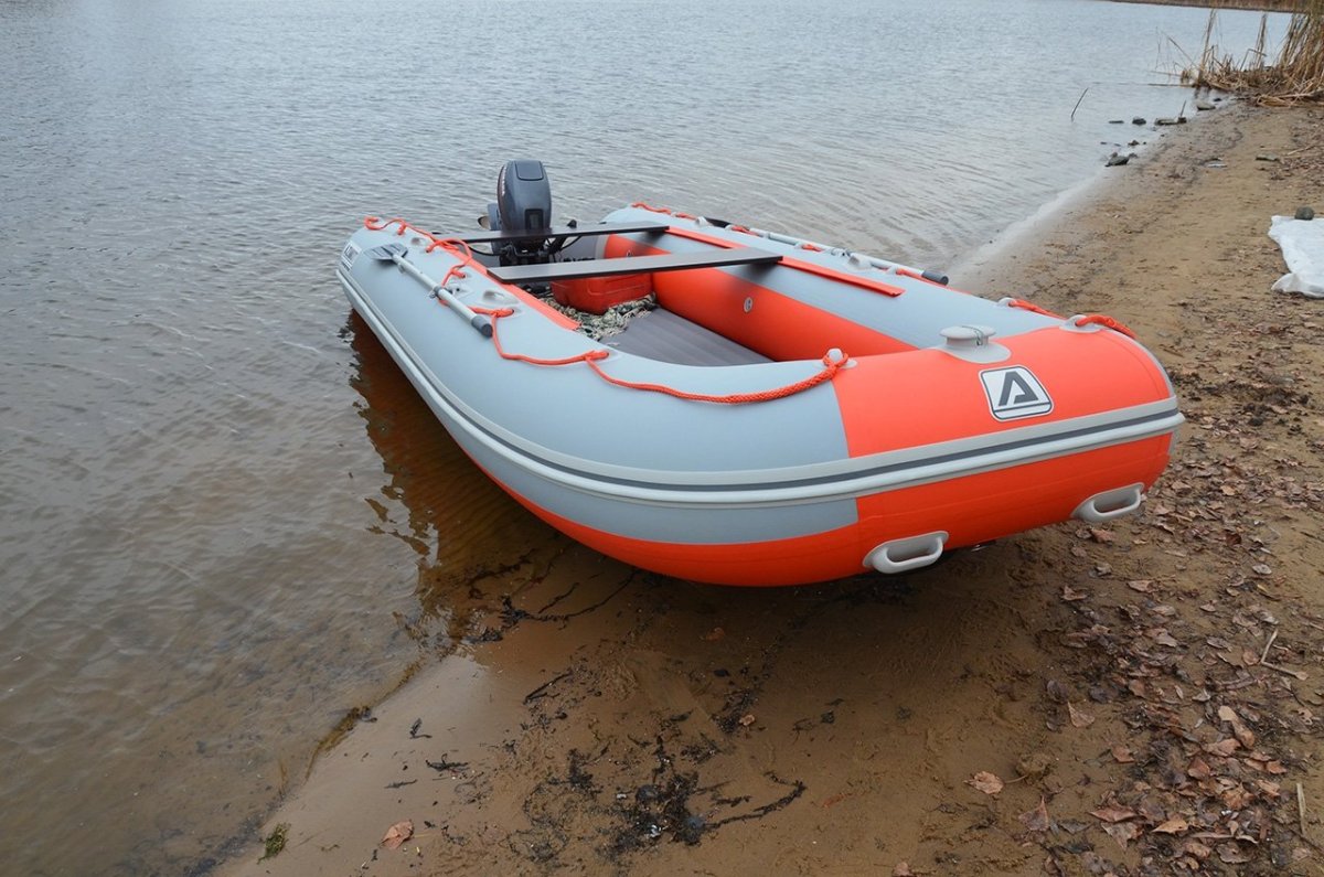 Лодка Azimut Taifun 380