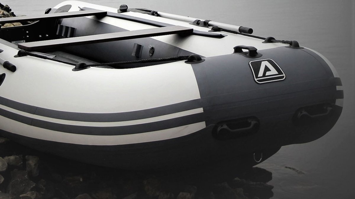 Лодка Азимут Эверест 380 НДНД