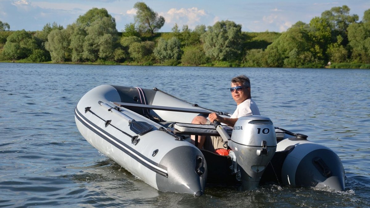 Лодка Азимут 420 НДНД