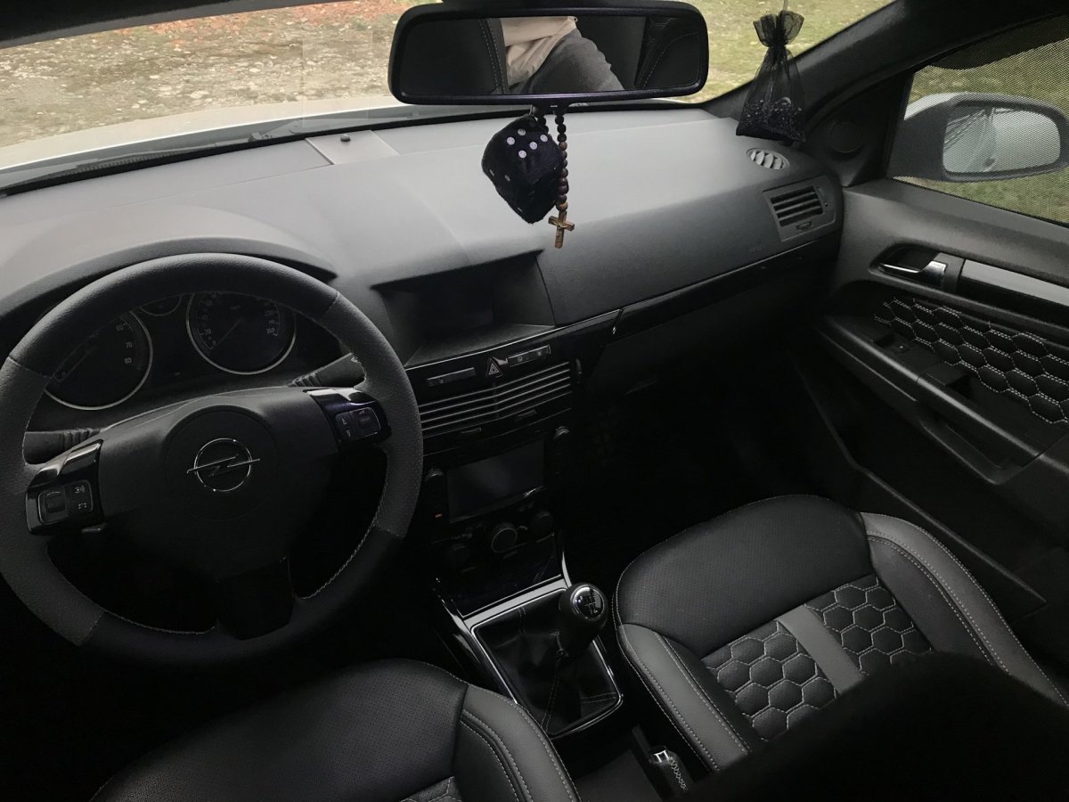 Опель Астра g 1.6 салон