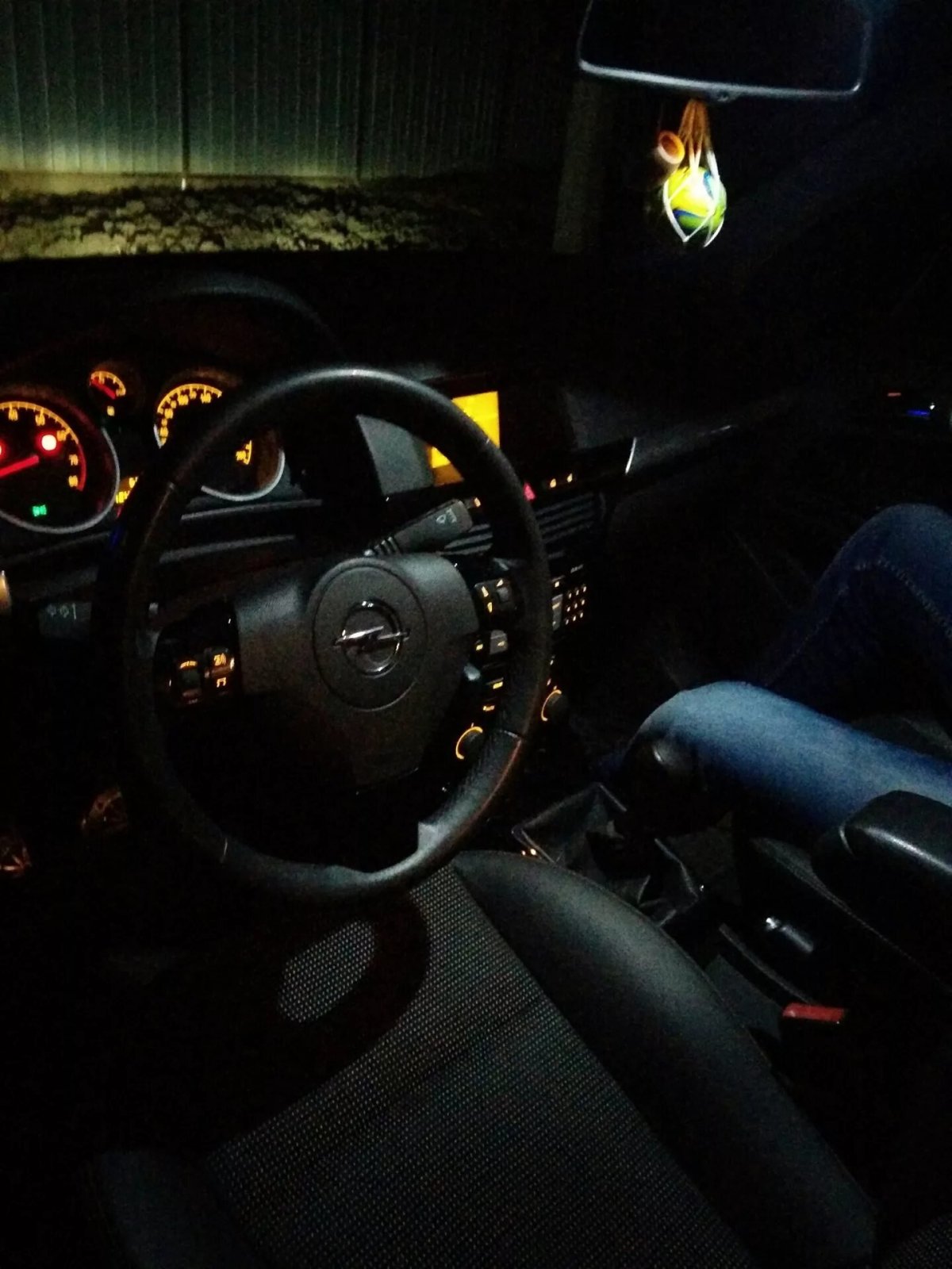 Опель Астра за рулем