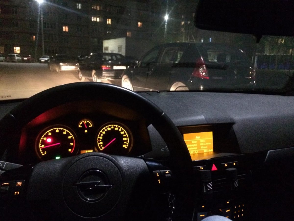 Пересвет салона Opel Astra h GTC