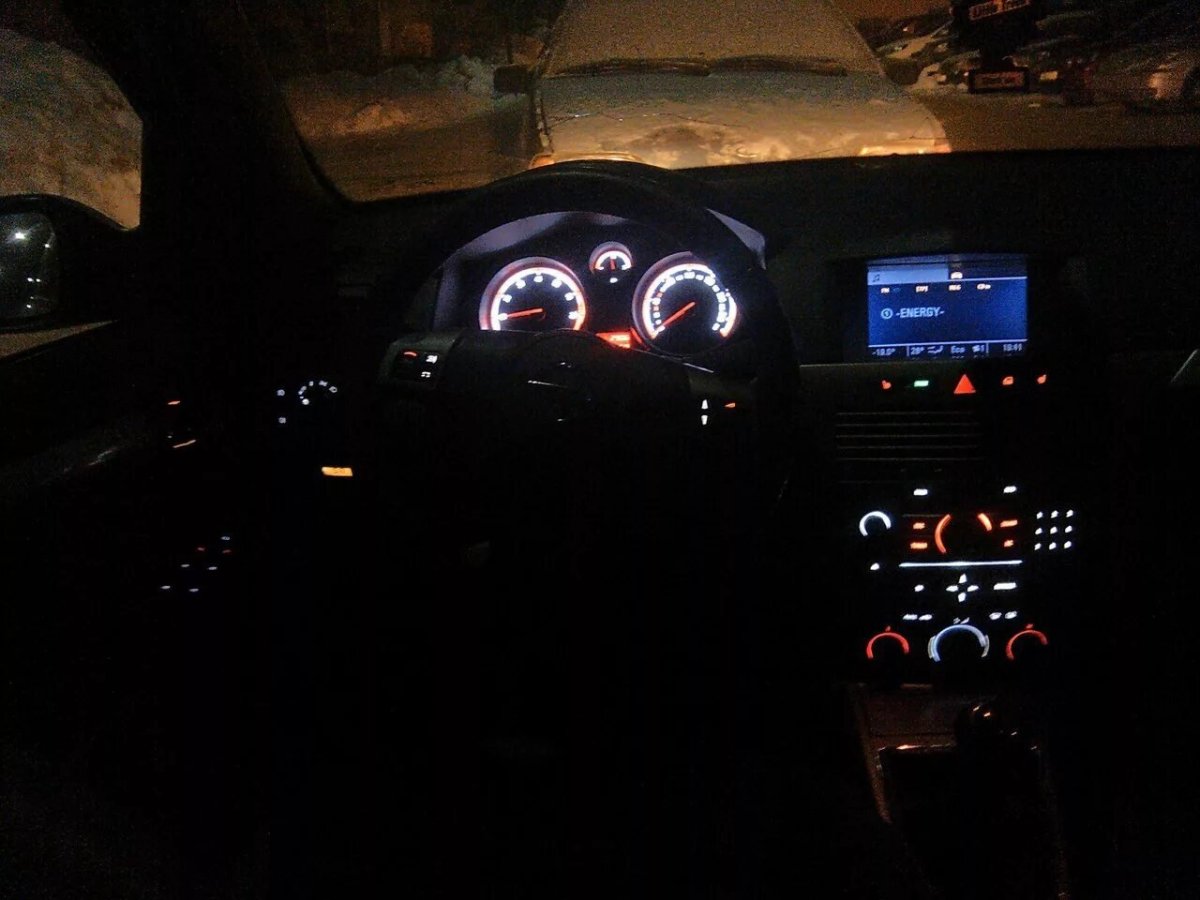 Пересвет салона Опель Астра н