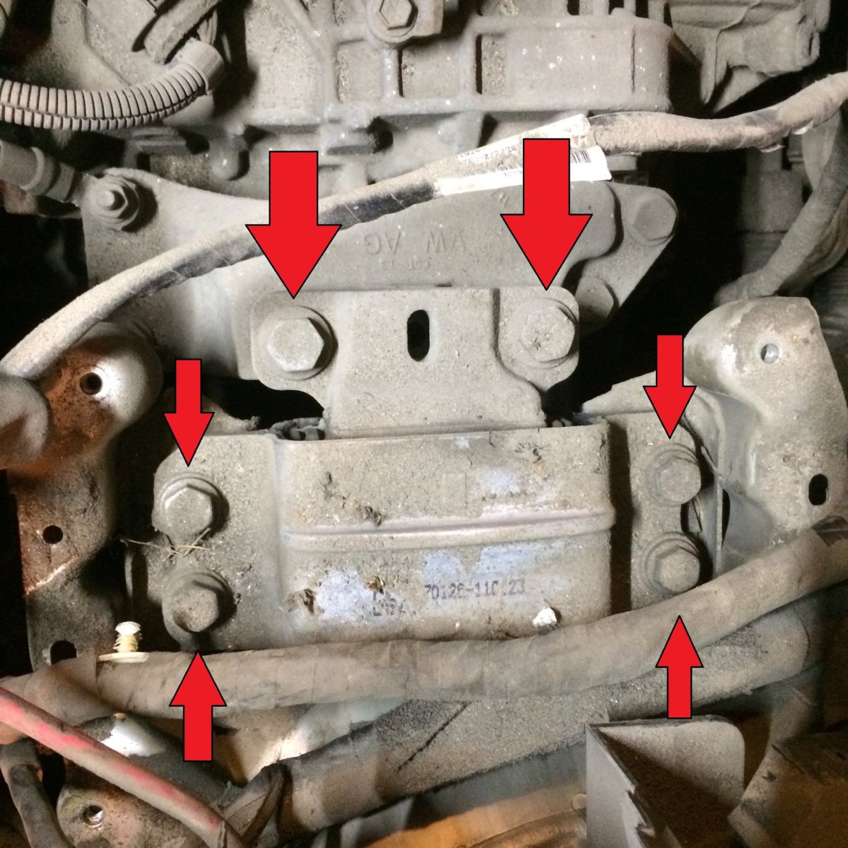 Подушки двигателя Фольксваген Пассат б6 2.0 FSI