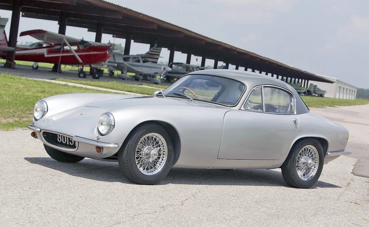 Лотус машина 1960