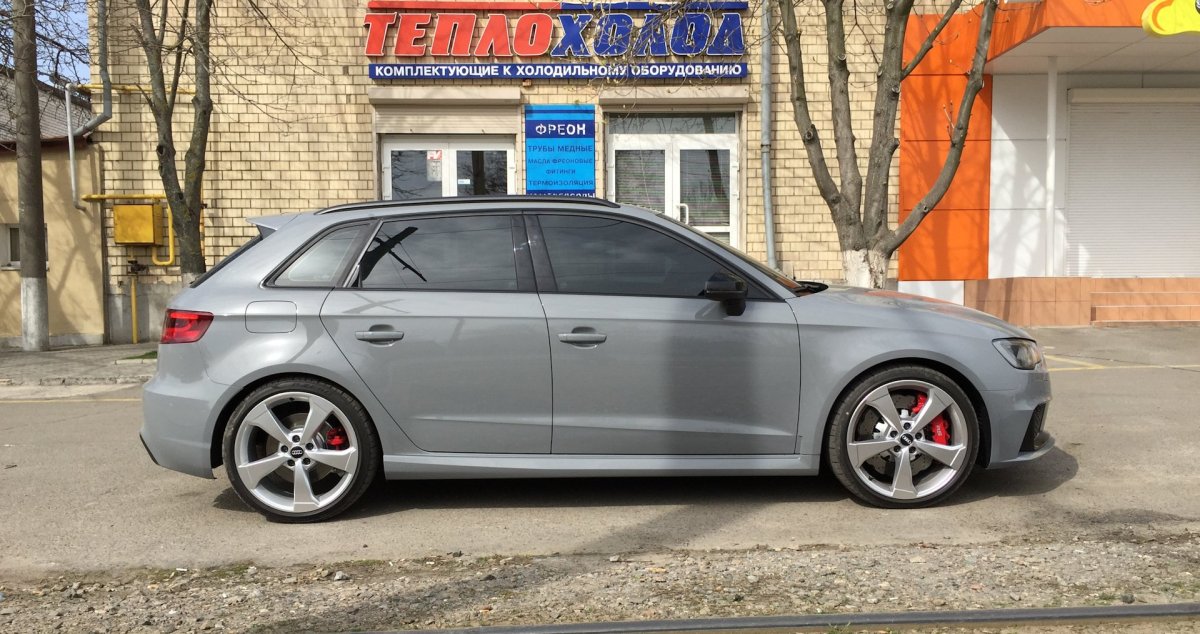 Audi Ronal r18 s-line