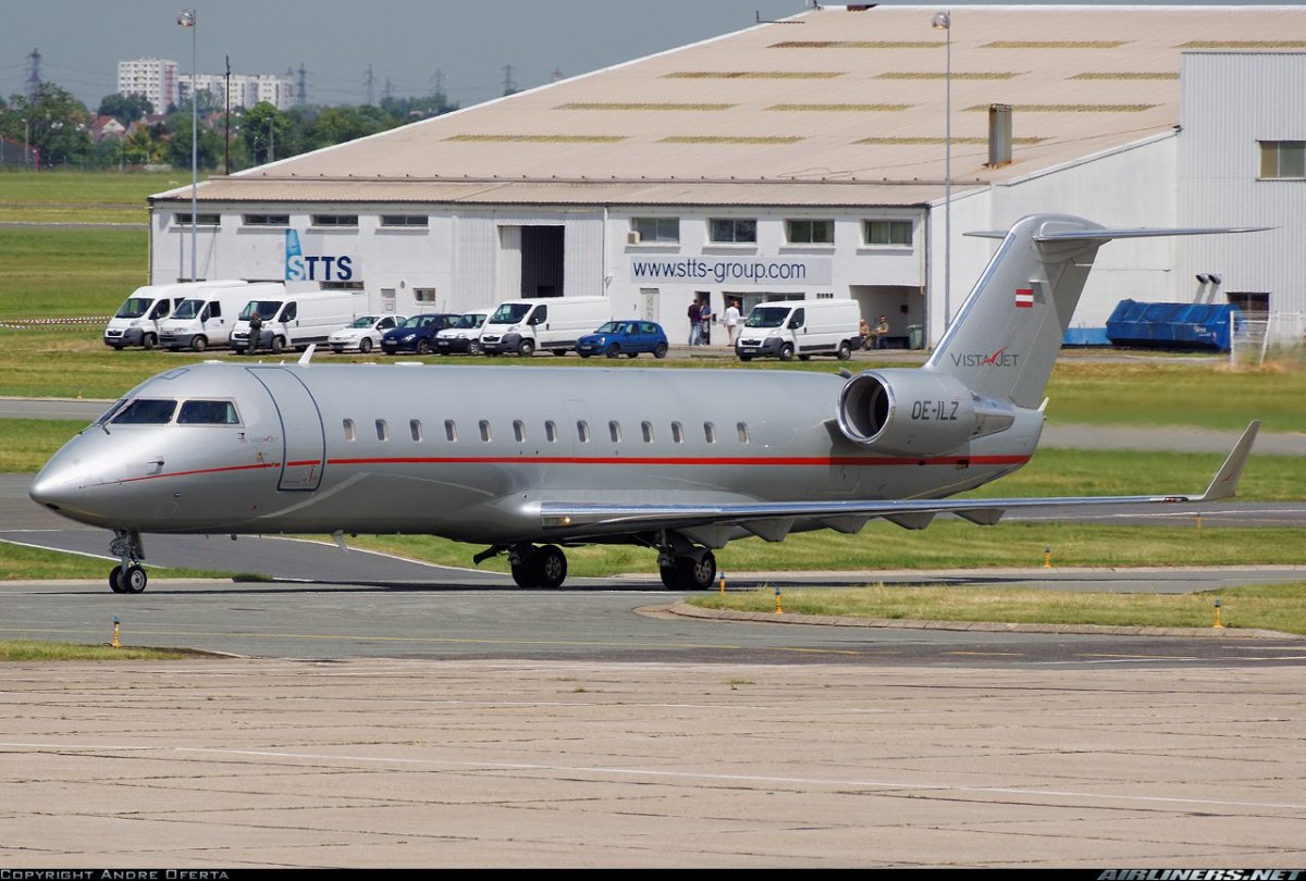 CL-600-2b19 самолет