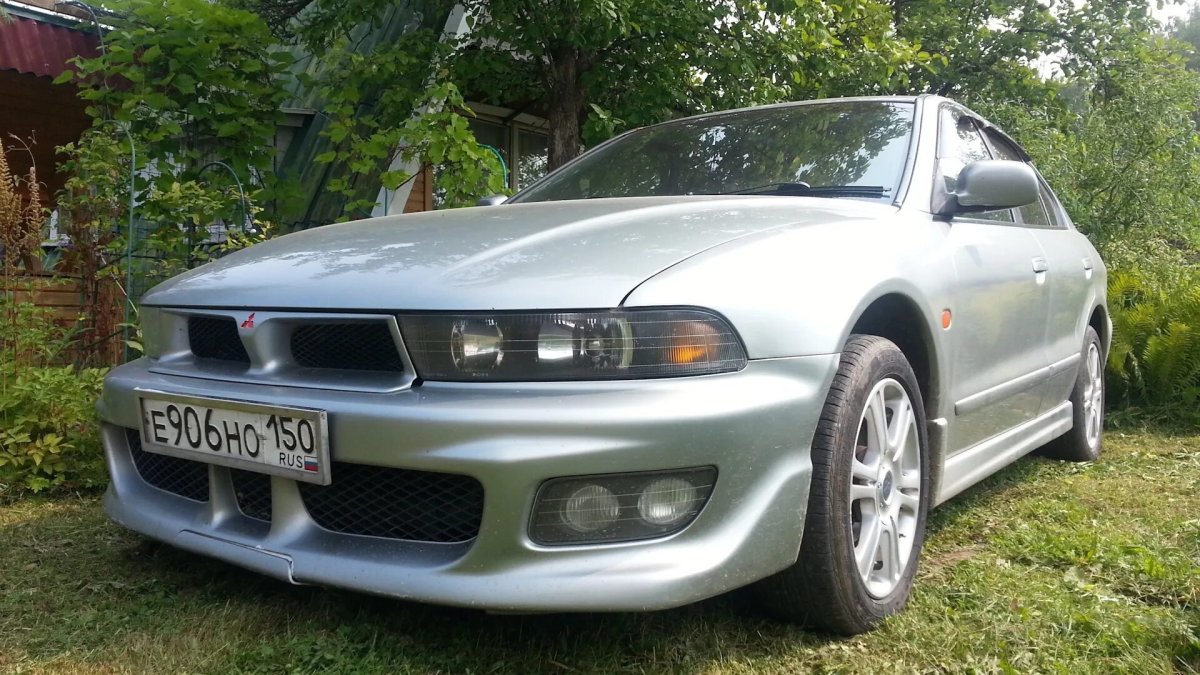 Митсубиси Галант акула