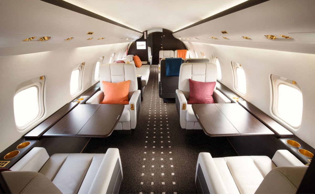 Challenger 850 салон