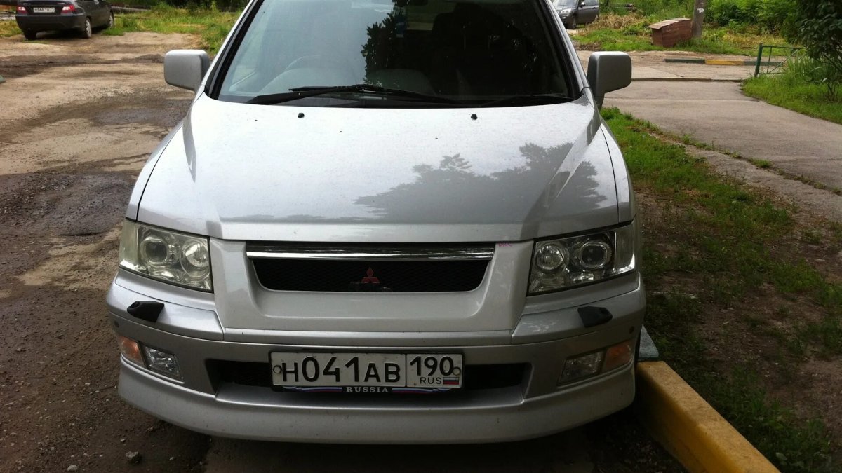 Mitsubishi Chariot Grandis Tuning