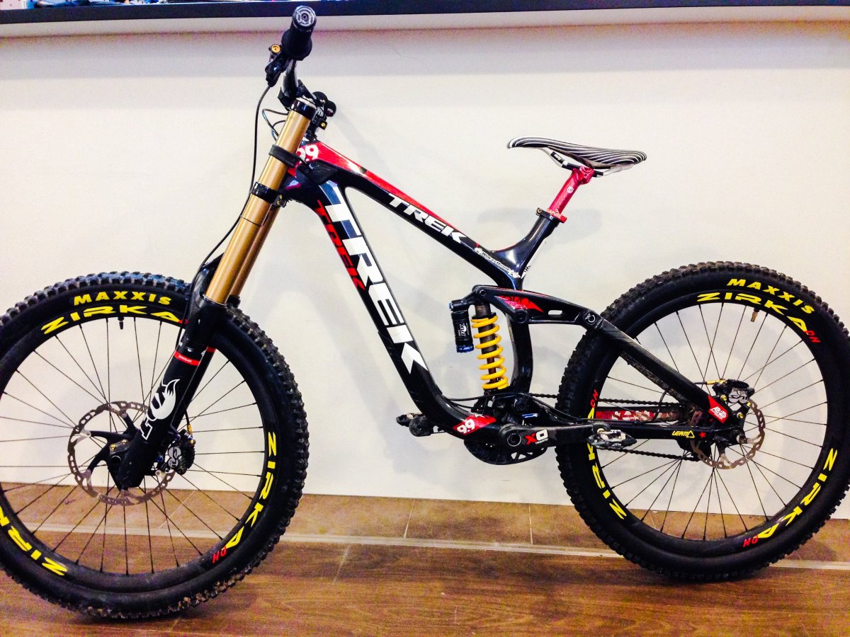 Велосипед Trek Downhill