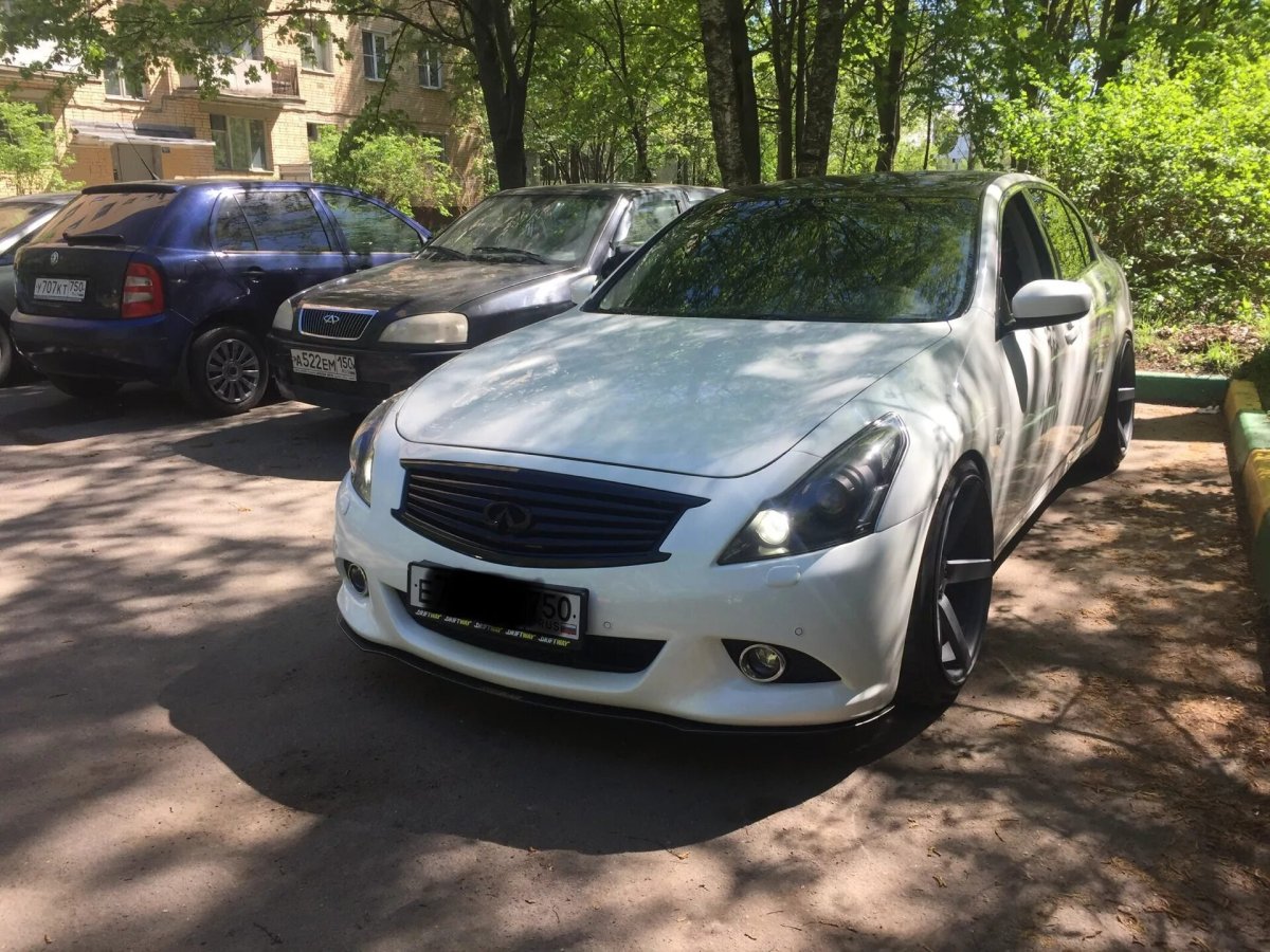 Фара Infiniti g25