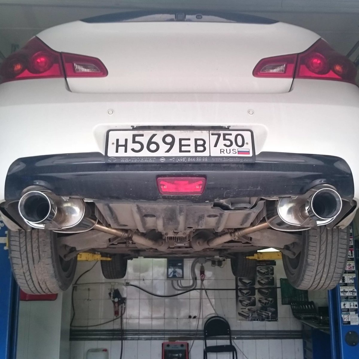 Infiniti g25 выхлоп
