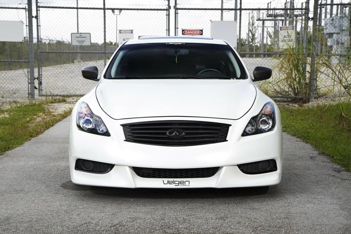 Инфинити g25 белая