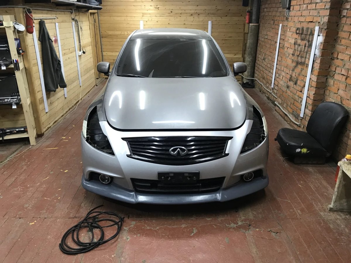 Спорт бампер на Инфинити g35