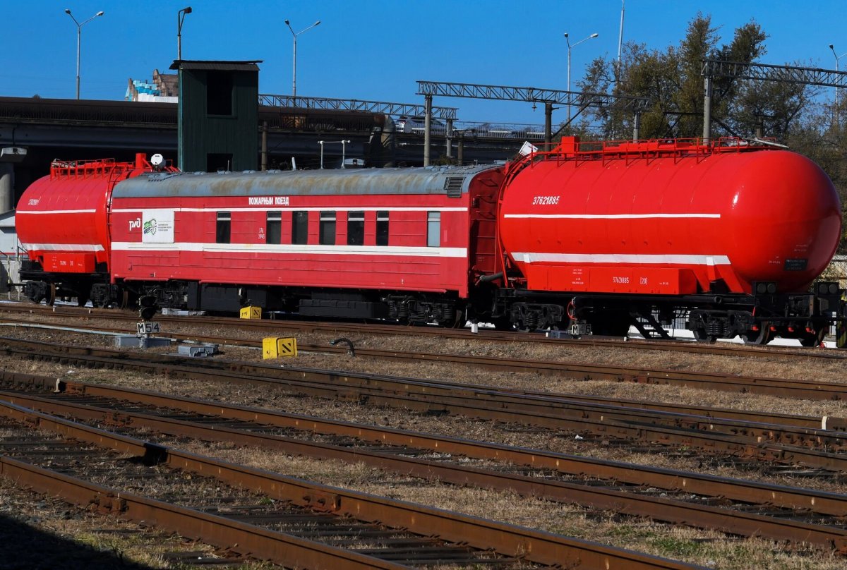 Цистерна пожарного поезда