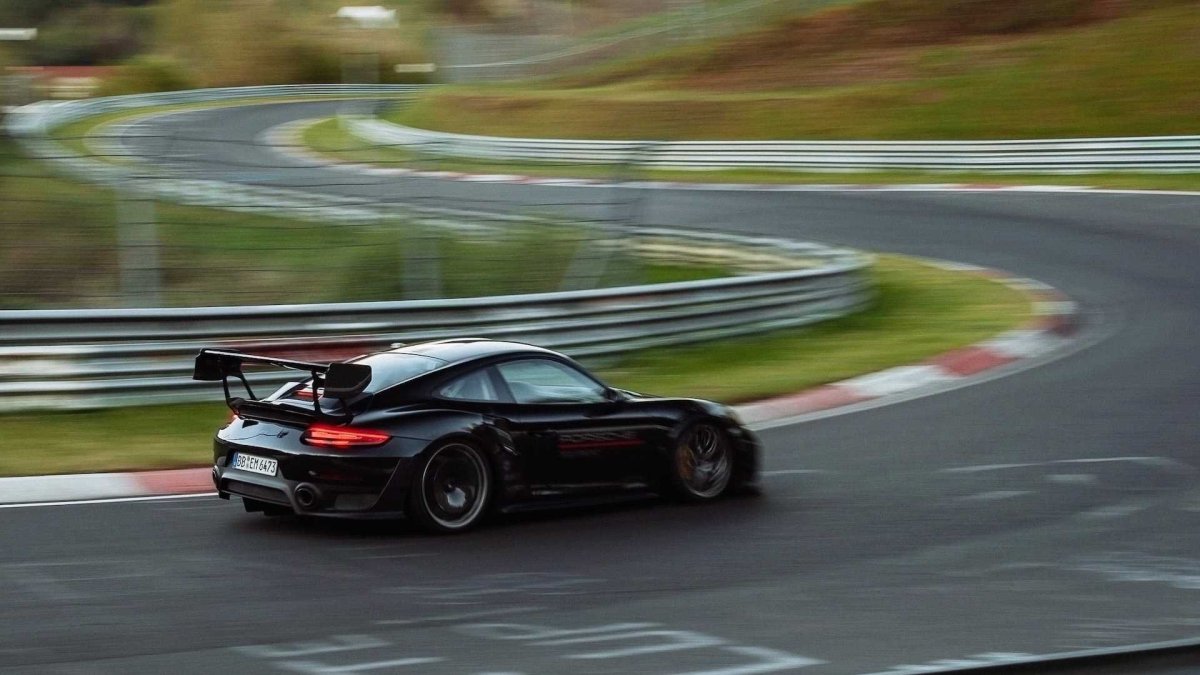 Porsche 911 gt2 RS Mr