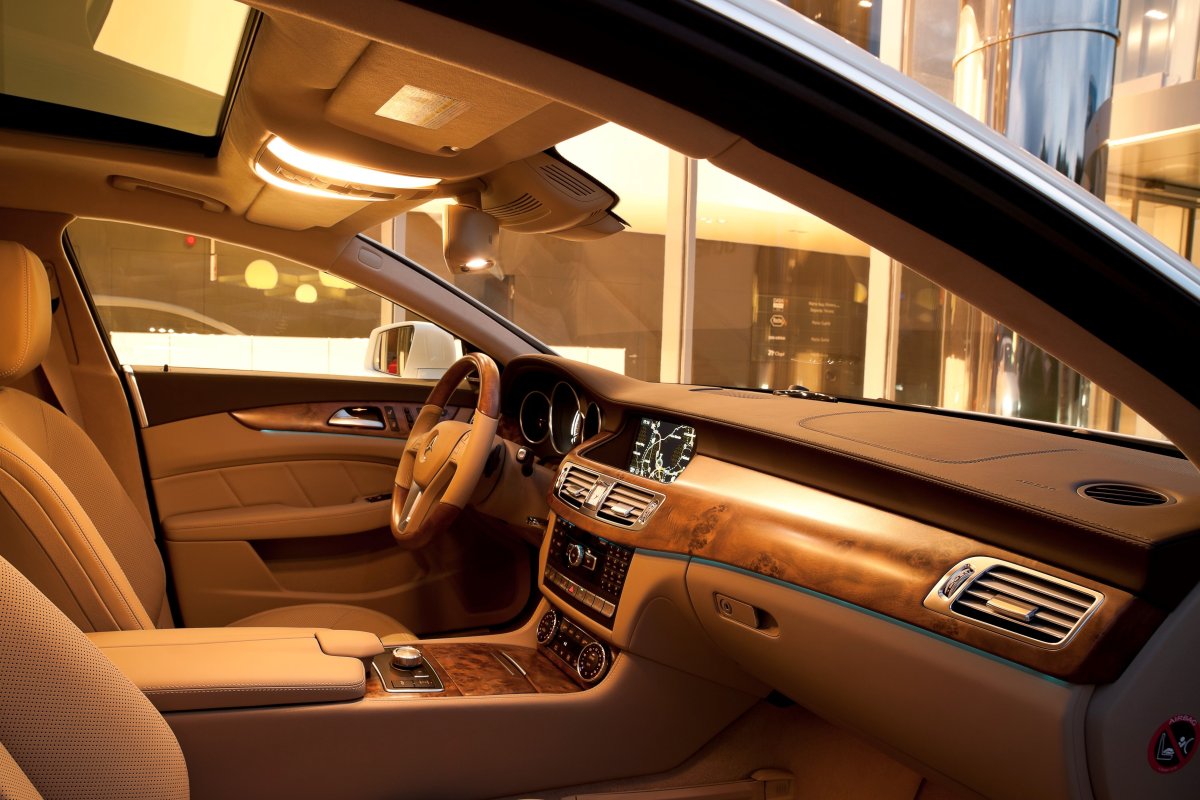 Мерседес CLS 350 4matic салон
