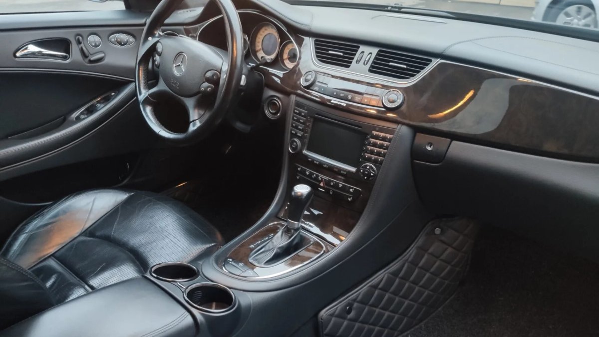 Mercedes w219 AMG салон