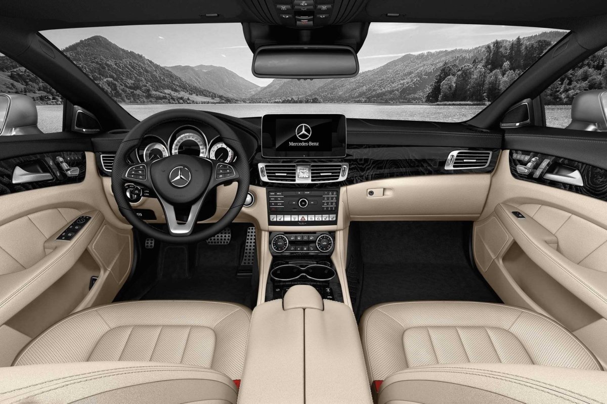 Mercedes Benz CLS 2017 салон