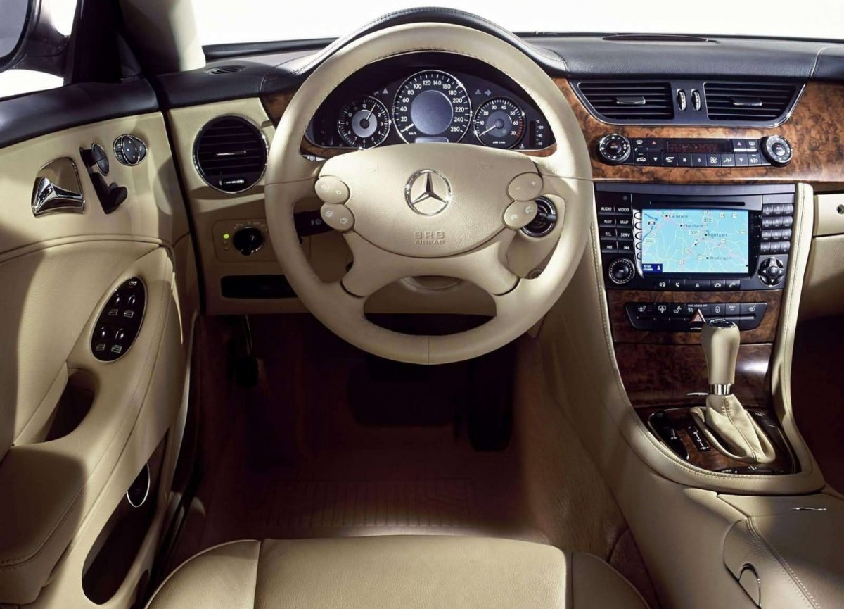 Mercedes Benz CLS 2005