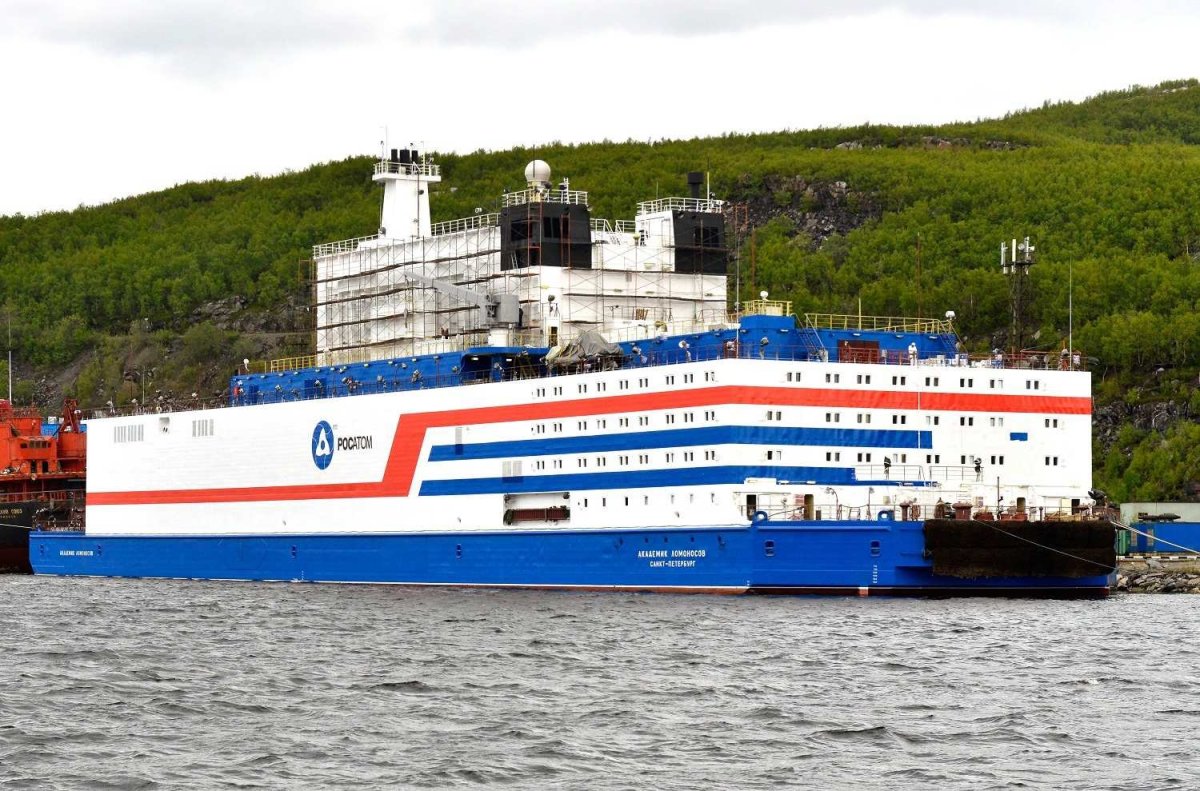 Плавучая АЭС Ломоносов