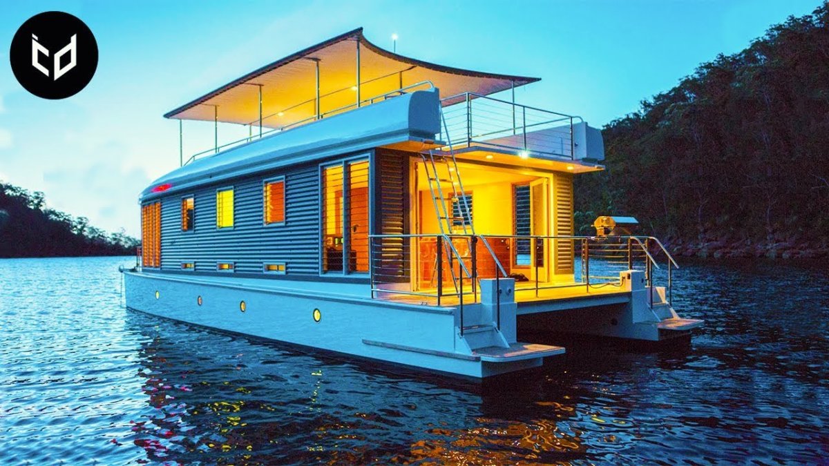 Хаусбот Жюль Верн