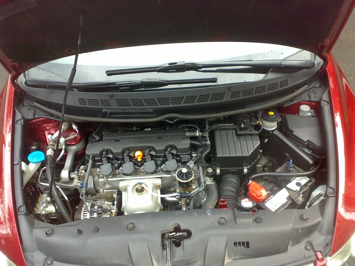 Цивик 4д под капотом