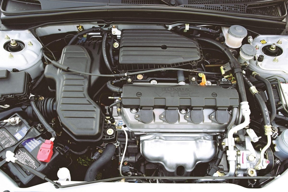 Civic 2001 седан 1,7 двигатель