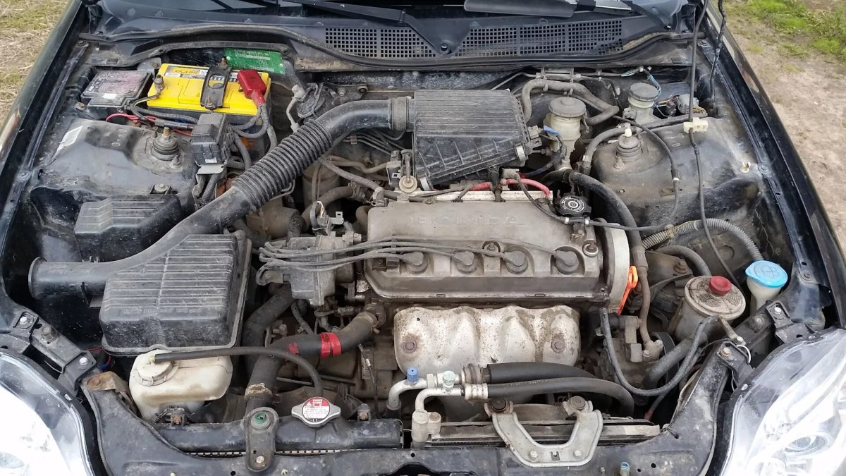 Honda Civic 6 подкапотка