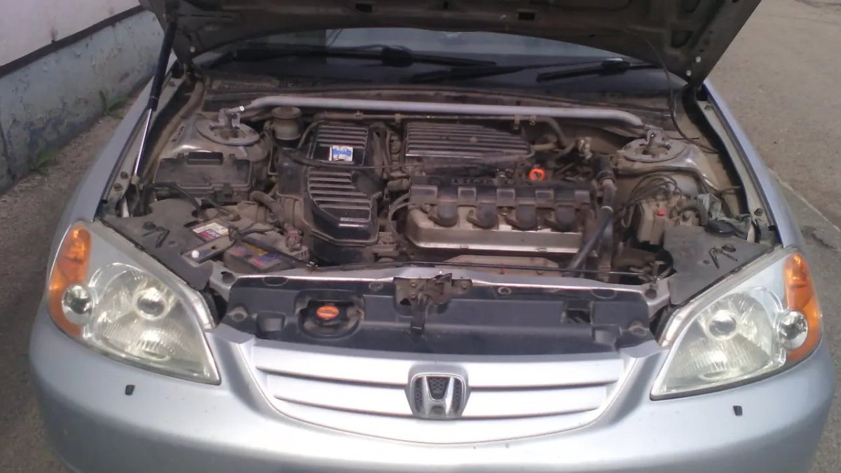 Капот Honda Civic Ferio 5