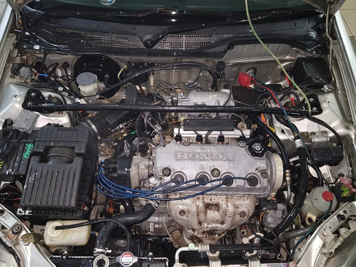 Подкапотка Хонда Цивик ек3