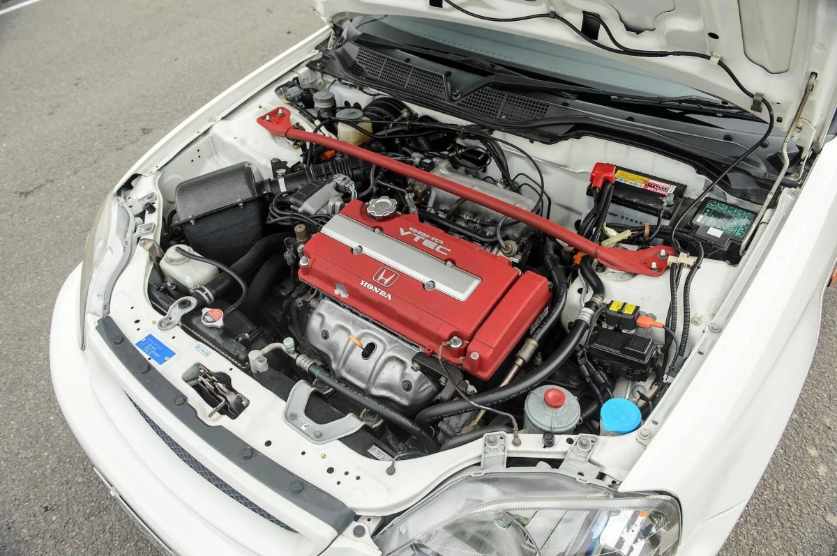 Двигатель Honda Civic Type r ek9