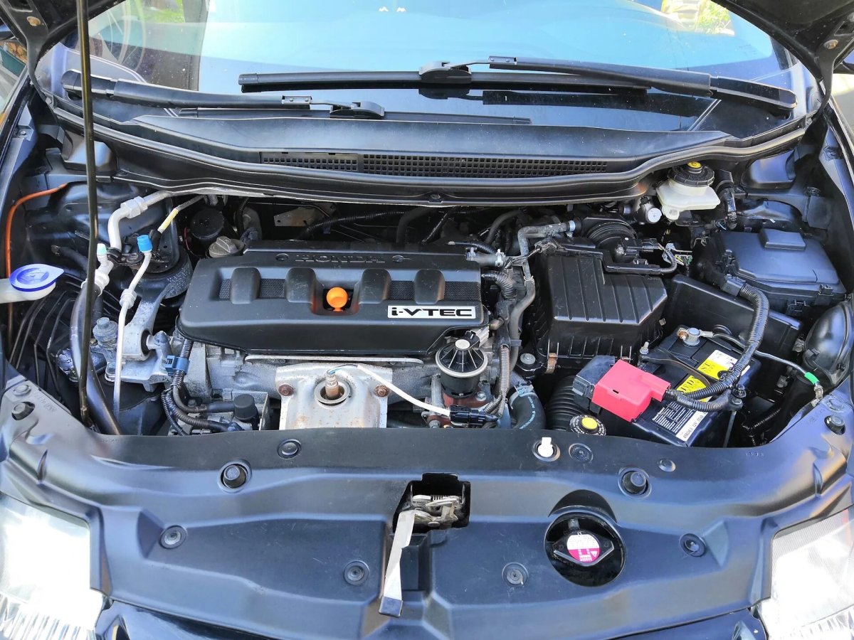 Цивик 2010 подкапотное