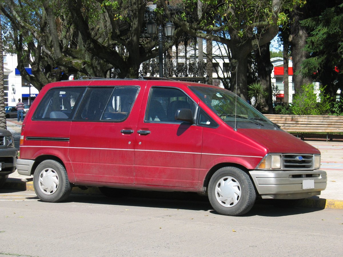 Ford Aerostar, 1995