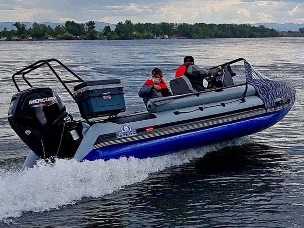 Лодка шерпа 430 Jet