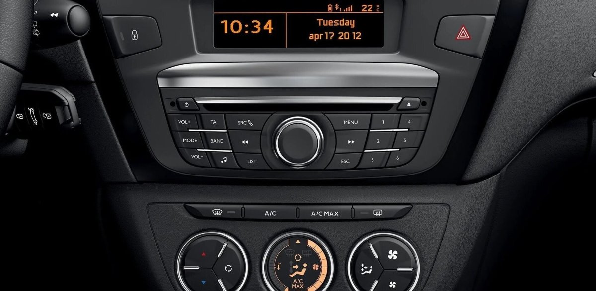 Магнитола Пежо 301