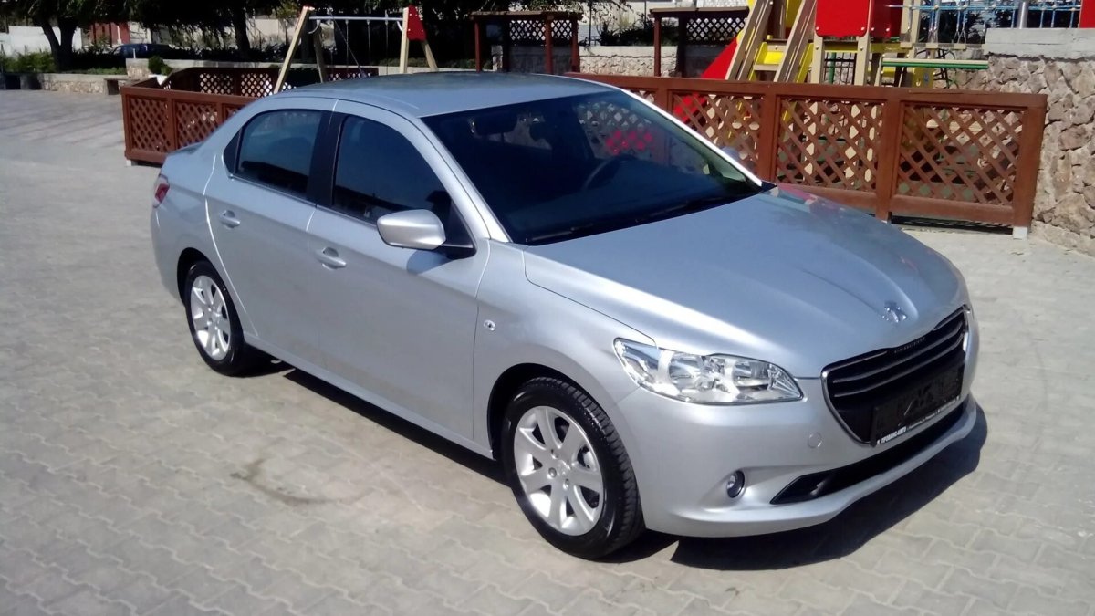 Пежо 301 серебристый