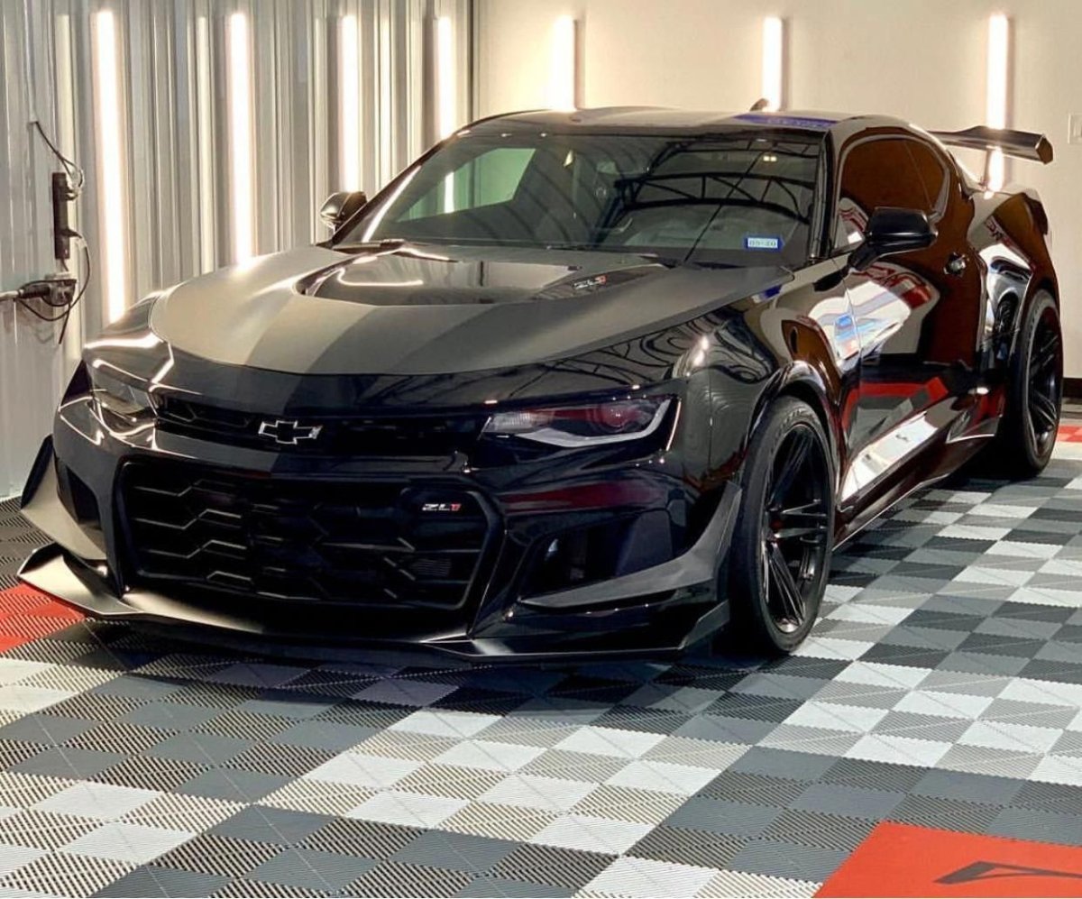 Шевроле Камаро zl1 2020