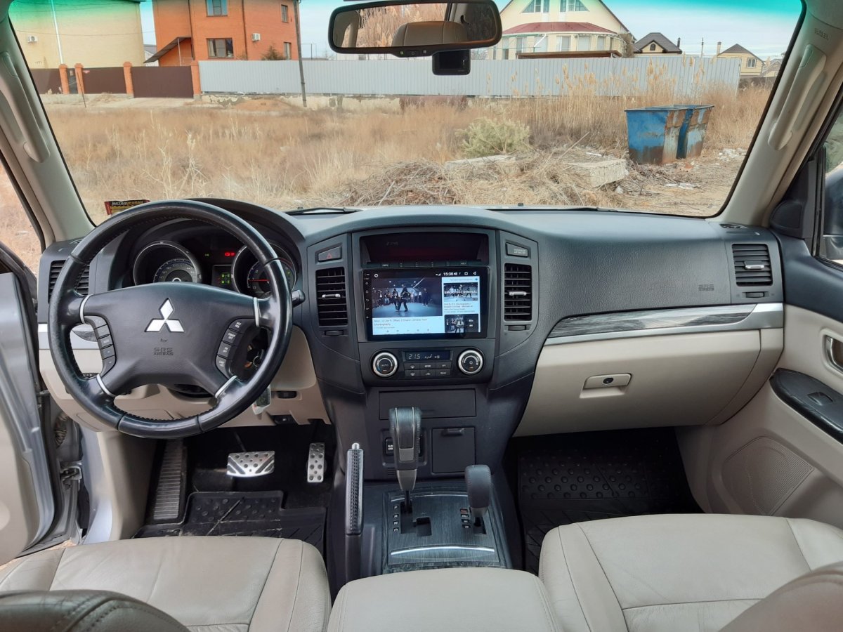 Mitsubishi Pajero 2007 салон