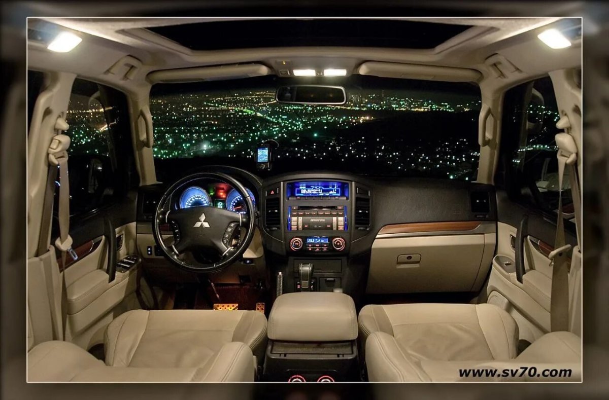 Паджеро 4 салон